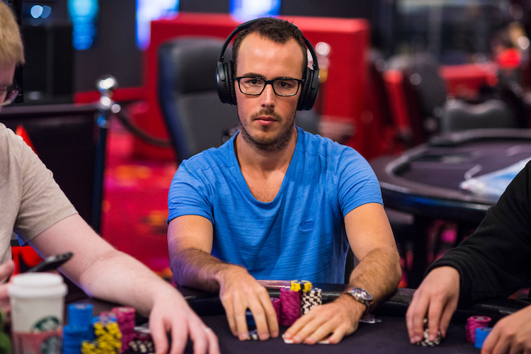 Jean-Eric Schwippert_2018 APPT Macau_Main Event_Day 3_Giron_8JG8596